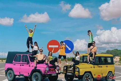 Thuê xe Jeep đoàn tại Mũi Né – Trải nghiệm riêng, Hành trình tùy chỉnh với JoyJeep Tour
