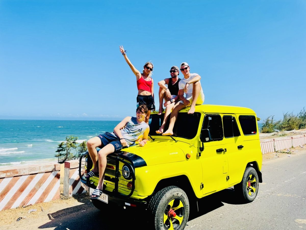 jeep tour Mui Ne deposit, Mui Ne jeep tour booking, jeep tour cancellation policy Mui Ne, secure jeep tour payment Vietnam