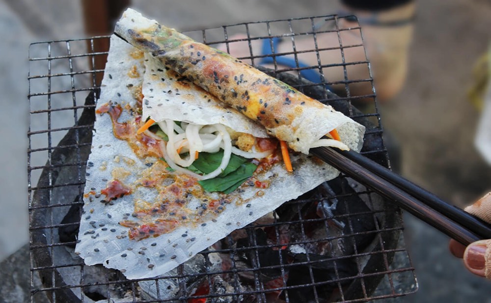 Inside section 5, banh trang nuong mam ruoc — grilled rice paper with shrimp paste